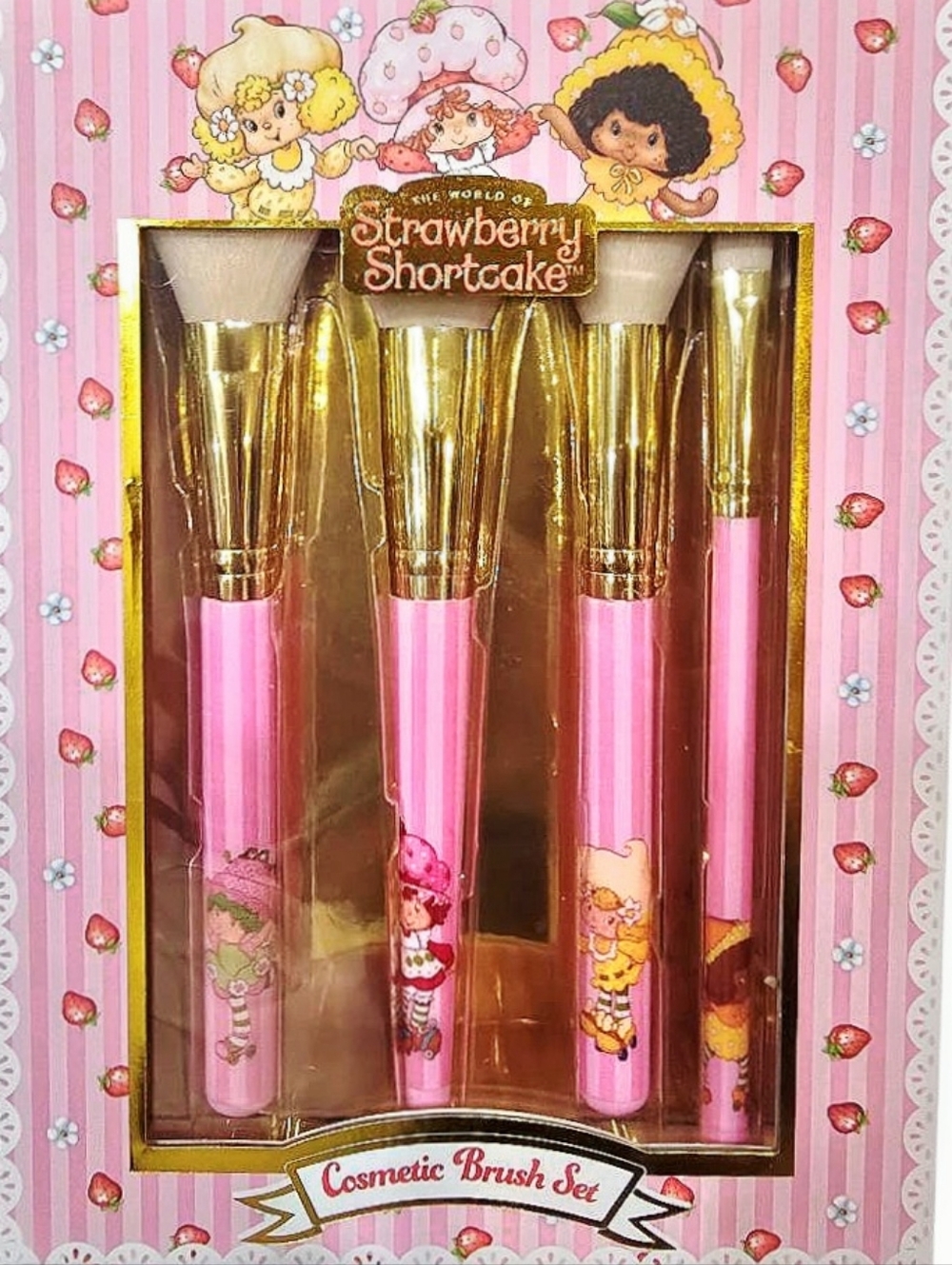 Taste Beauty X Strawberry Shortcake 4-PC Logo Cosmetic Brush Set - Picture 1 of 7
